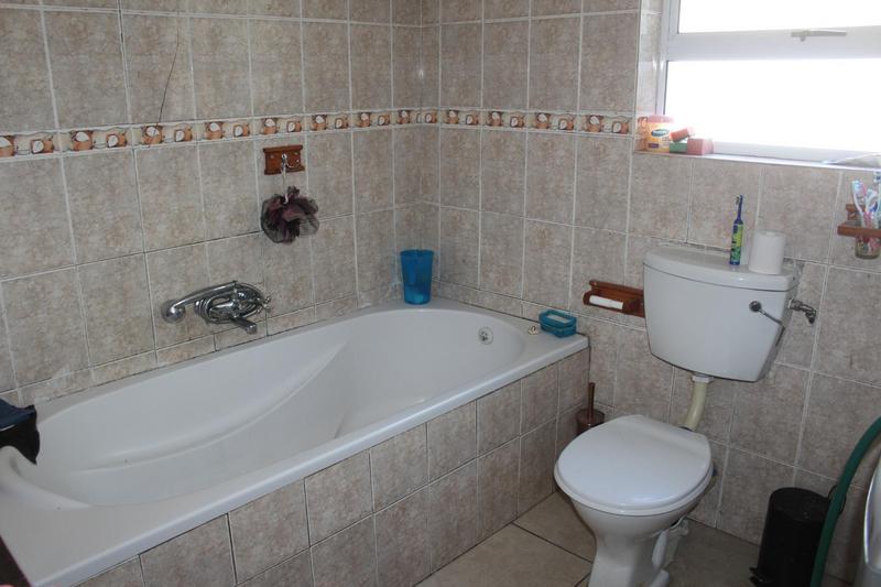 5 Bedroom Property for Sale in Churchill Estate Western Cape